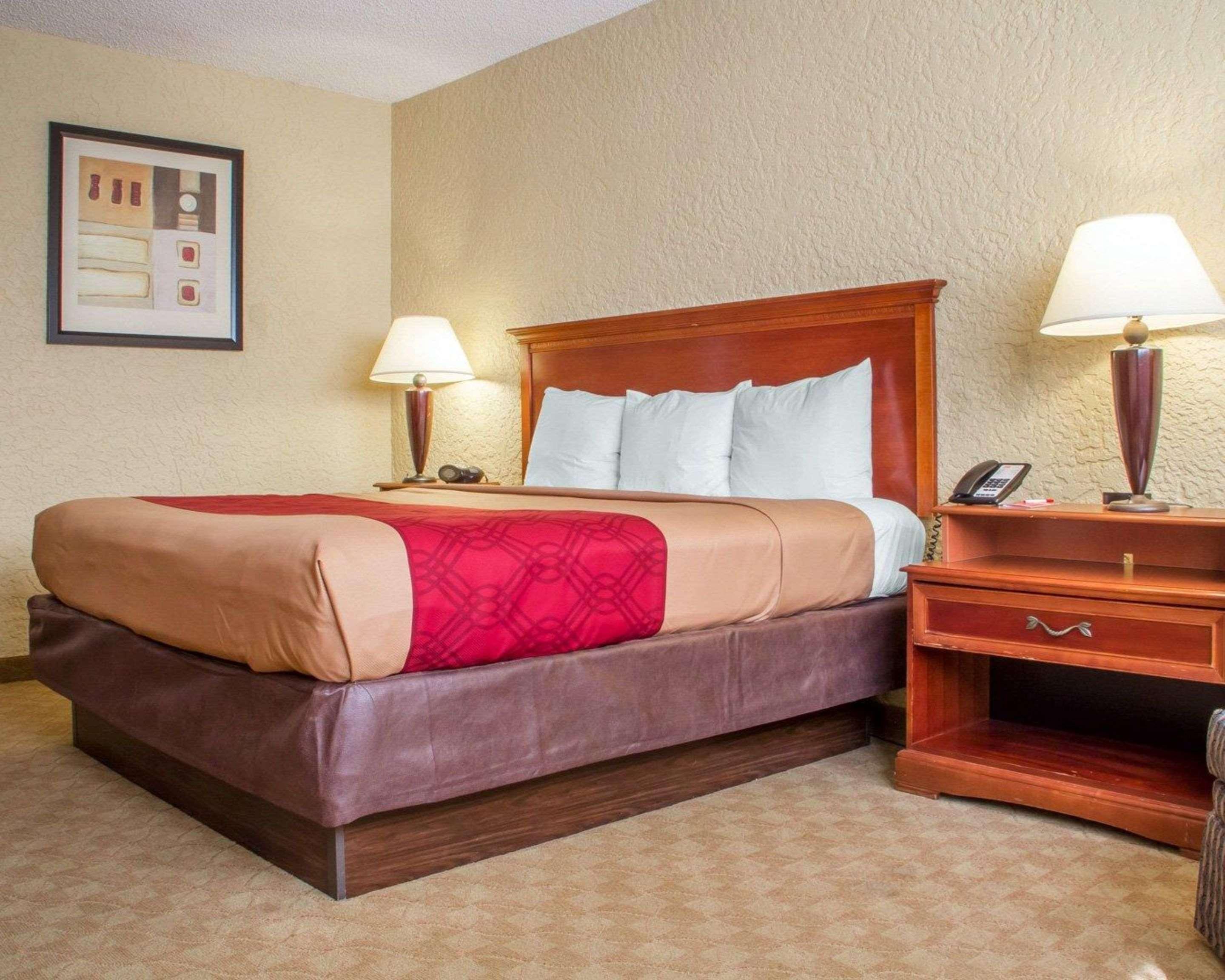 Econo Lodge Broken Arrow-Tulsa Εξωτερικό φωτογραφία